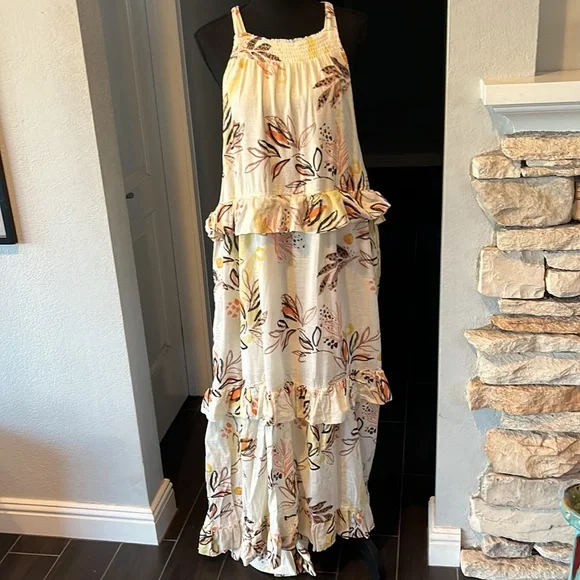 Free People Ruffled Oversized Cream Maxi Dress - Picture 4 of 10